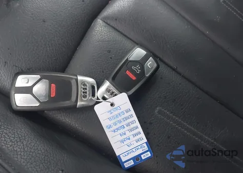 2019 Audi A4 40 Premium z USA, uszkodzony, nr VIN WAUGMAF46KN022011